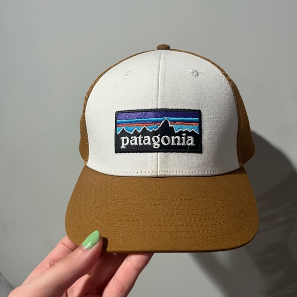Patagonia Hat - Picture 1 of 3